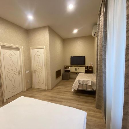 Midcity Hotel Baku Exterior foto